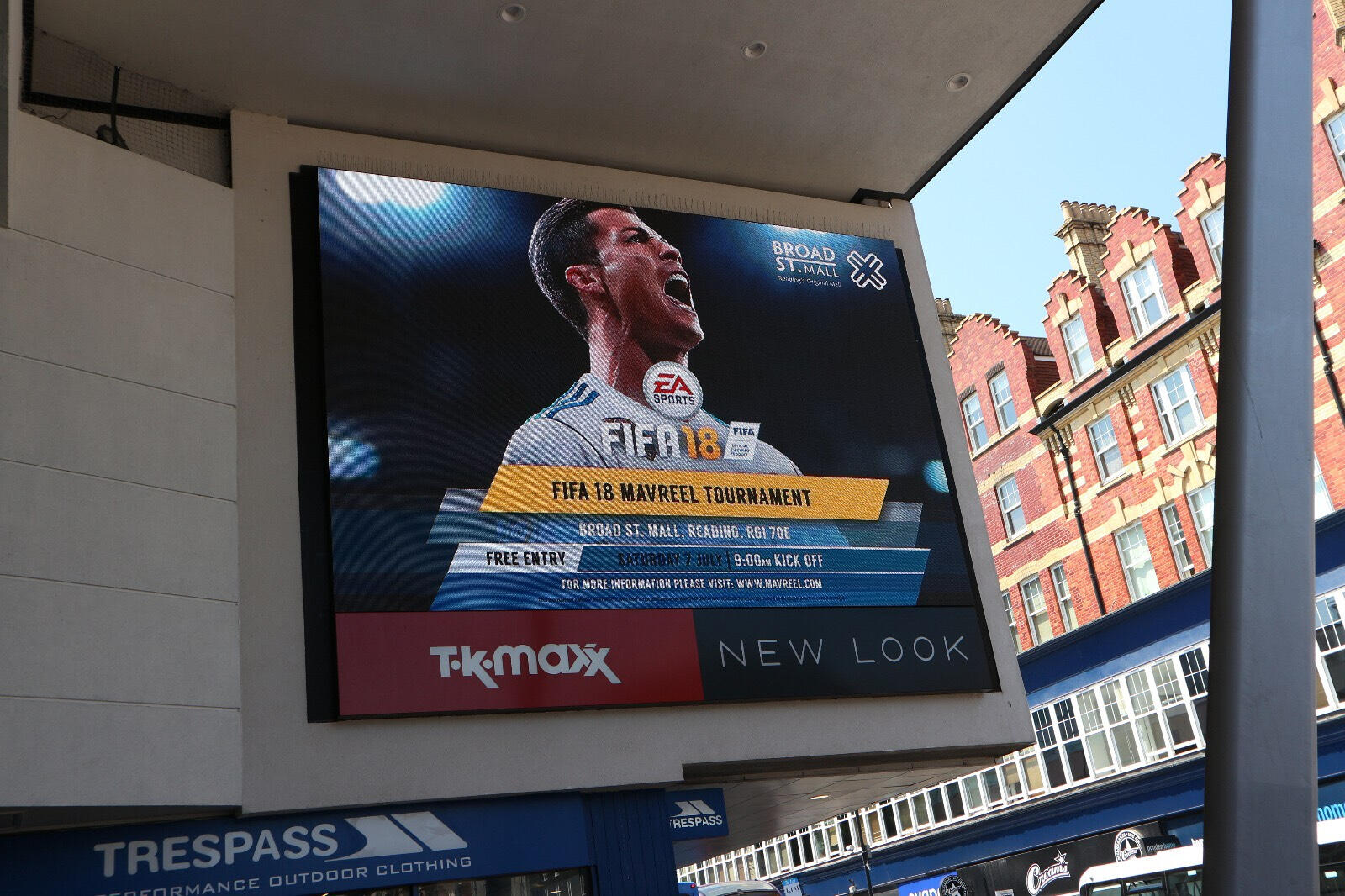 Pioneered over 80% of paid media campaigns, driving sold‑out esports events. Secured and managed partnerships with major brands and artists including Sony PlayStation, Chelsea FC, EA, Nike, TikTok, Bandai Namco, Capcom, and Joss Stone.
